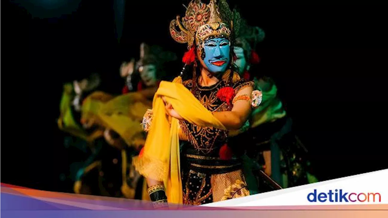 Gemulai Tari Topeng 'Klana Rangga Puspita'