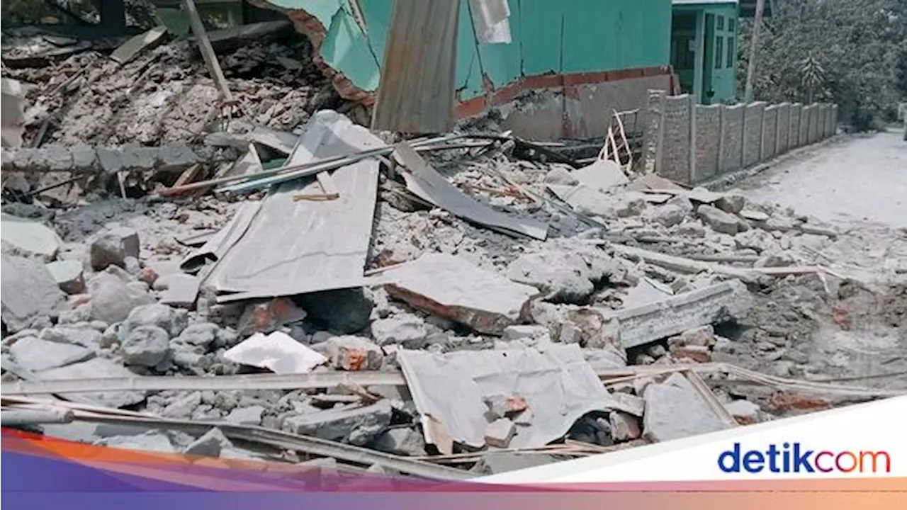 Satu Keluarga Tewas Tertimpa Hujan Batu Saat Erupsi Gunung Lewotobi Laki-laki