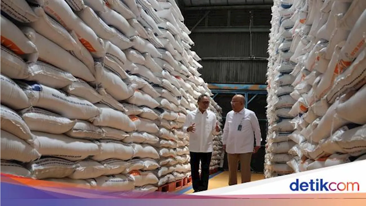 Perdana Kunjungi Gudang Bulog, Zulhas: Stok Beras Kita Sangat Aman & Cukup