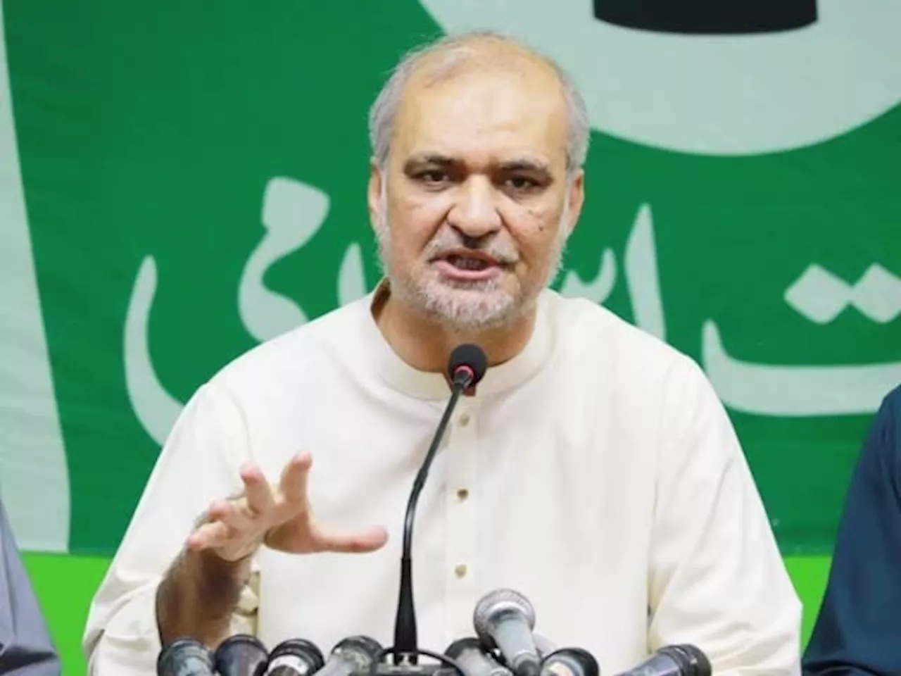 26 ویں ترمیم کیخلاف پٹیشن کی سماعت فل کورٹ کرے اور کارروائی براہ راست دکھائی جائے، حافظ نعیم