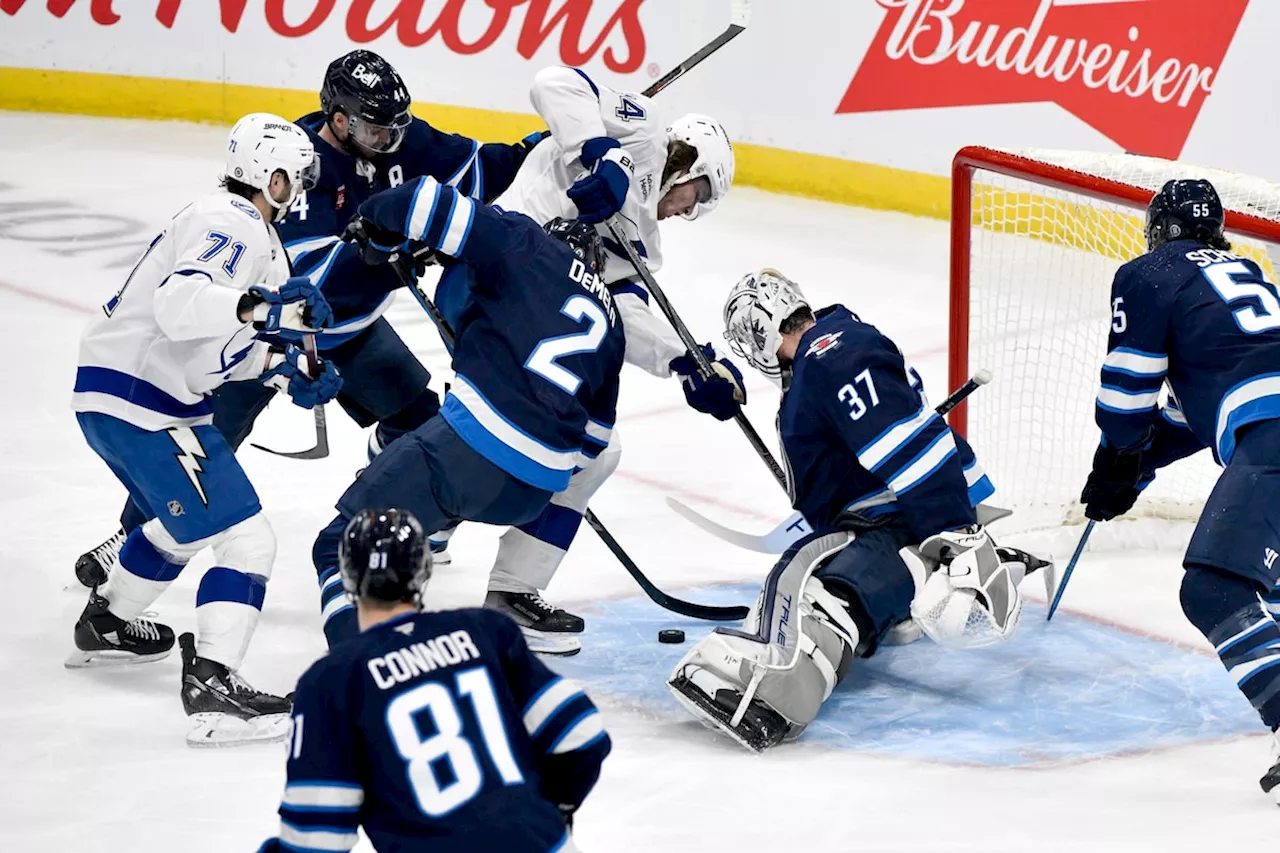 Winnipeg Jets use balanced scoring attack in 7-4 victory over Tampa Bay Lightning