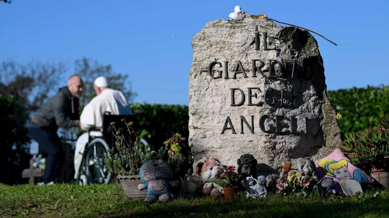 Pope offers Mass for All Souls’ Day at Rome’s Laurentino Cemetery