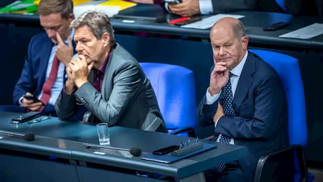  Koalitionskrise: Scholz, Habeck und Lindner beraten