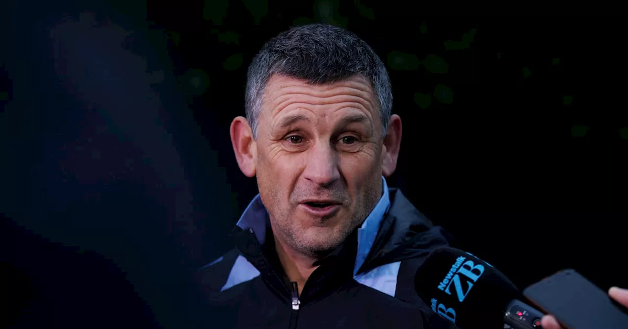 New Zealand’s Jason Holland swerves questions on vacant Munster coaching role