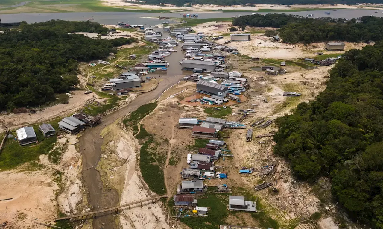 Governo paga auxílio para pescadores da Região Norte afetados pela seca