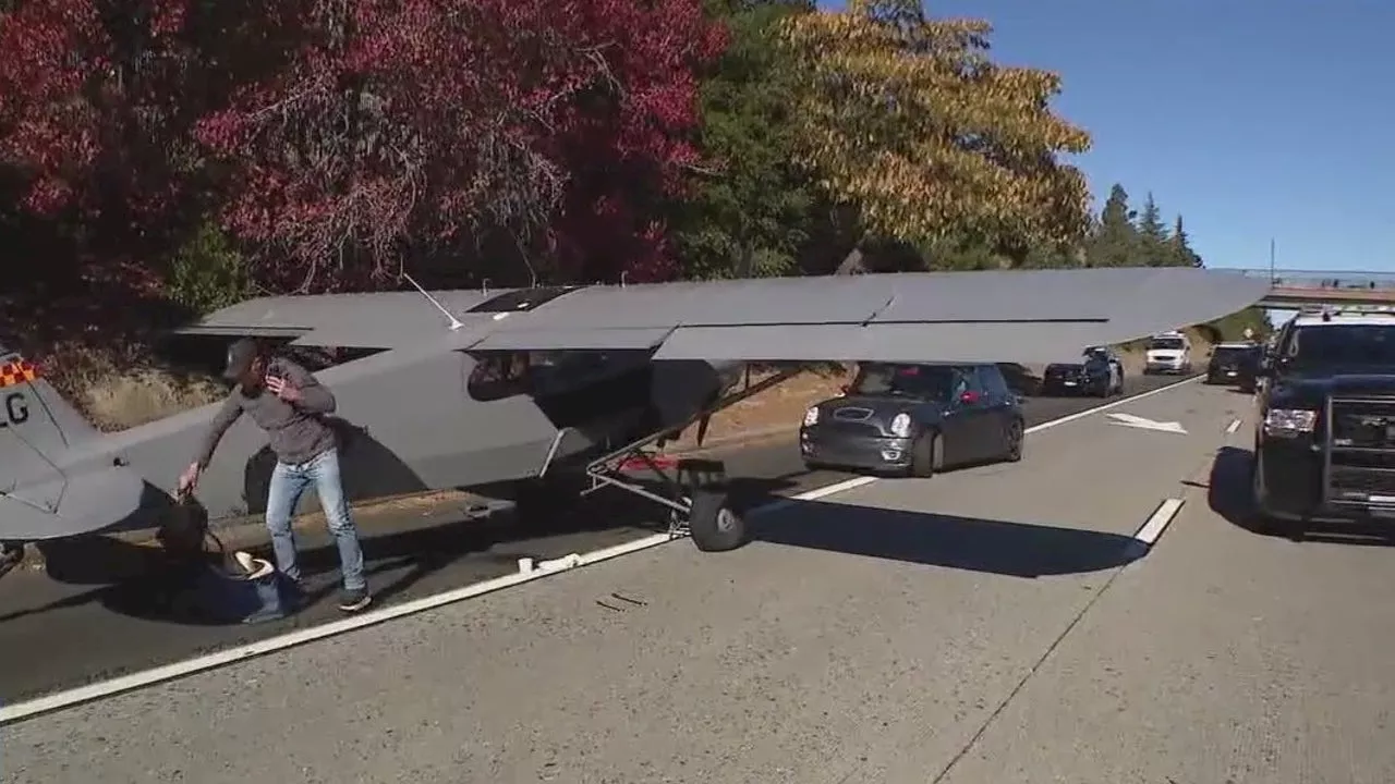 Small plane runs out of gas, lands on Cupertino freeway