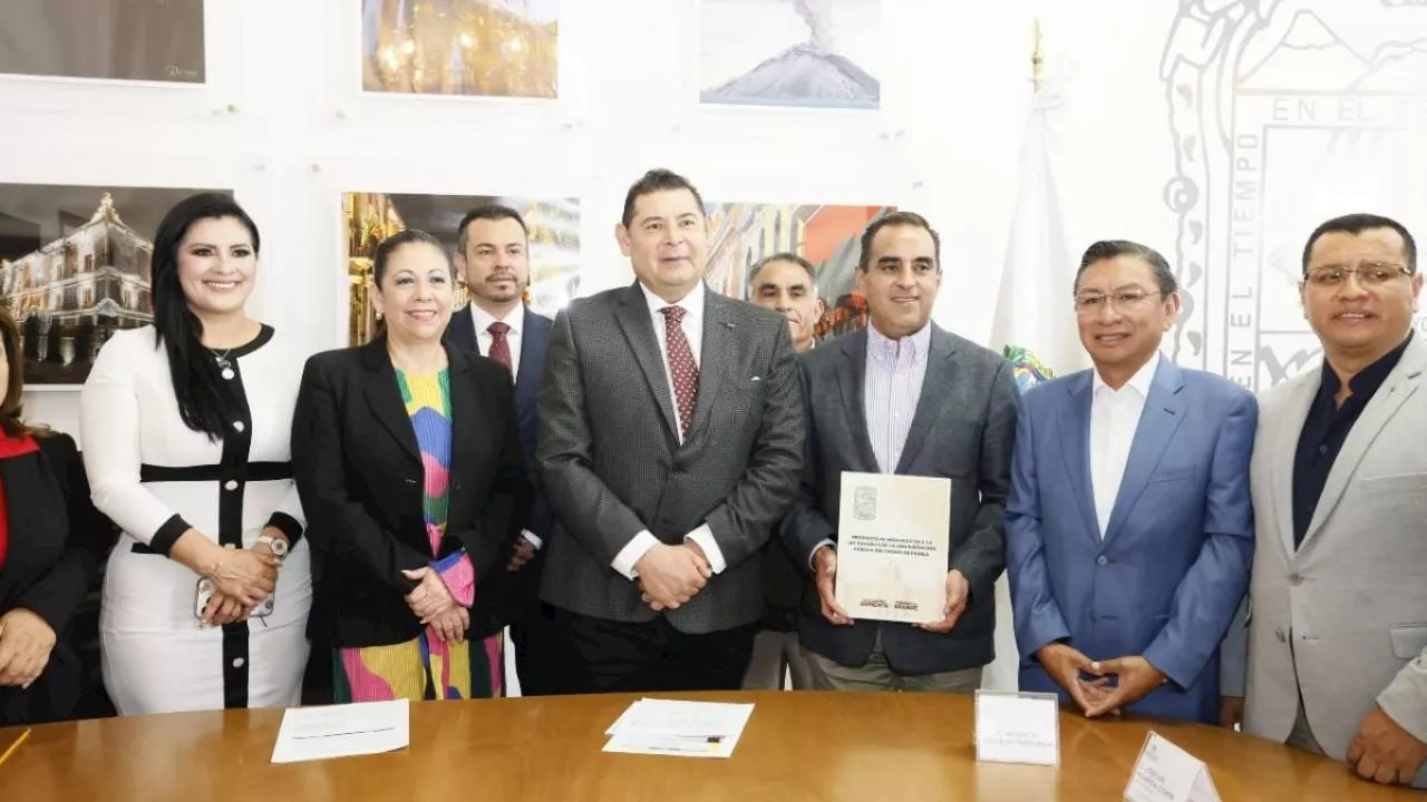 Gobierno de Puebla se transforma: Armenta fusiona secretarías y crea nuevas áreas de innovación