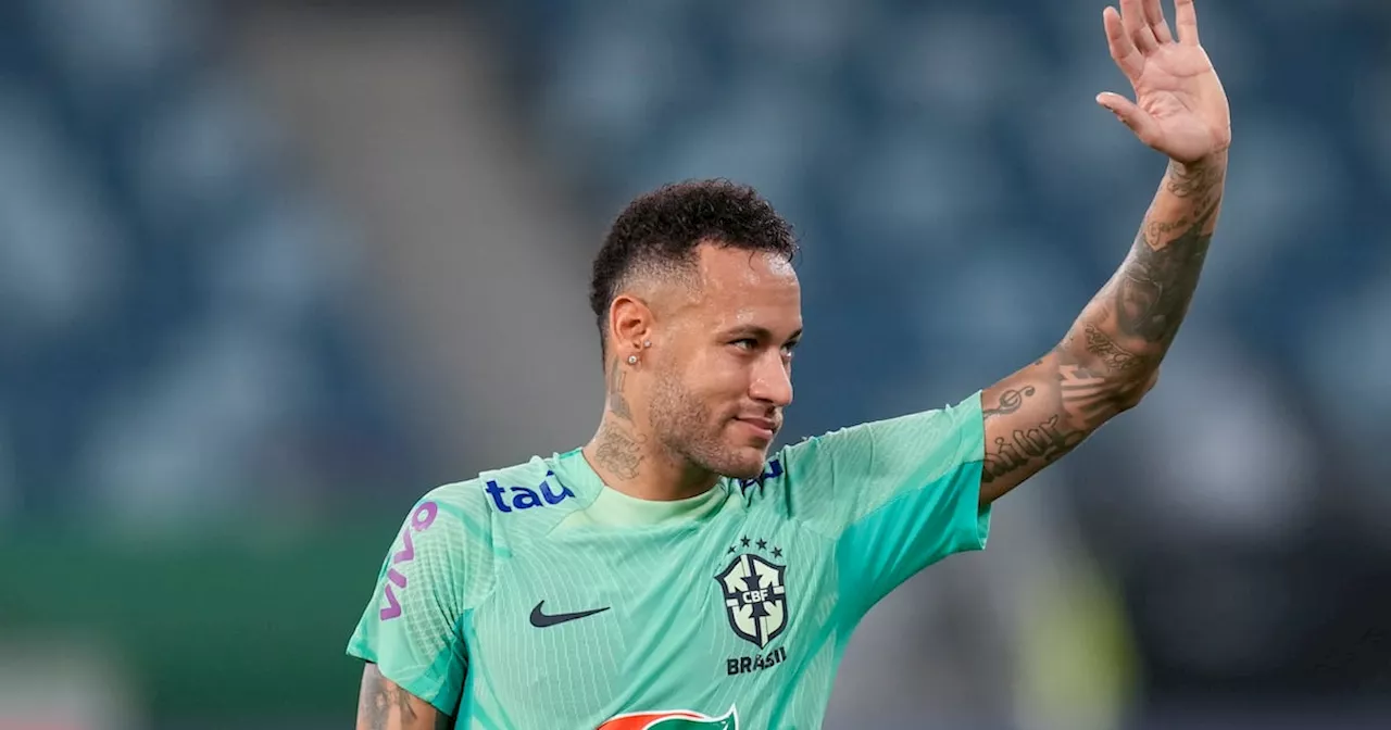 Neymar sufre otra lesión en su segundo partido tras rotura de ligamento cruzado anterior