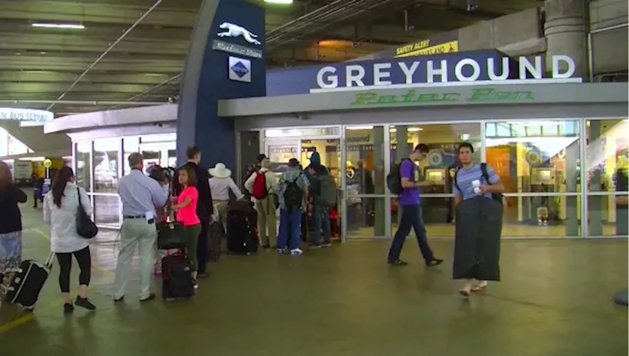 The Cost Of: What is the cheapest way to travel for Thanksgiving?