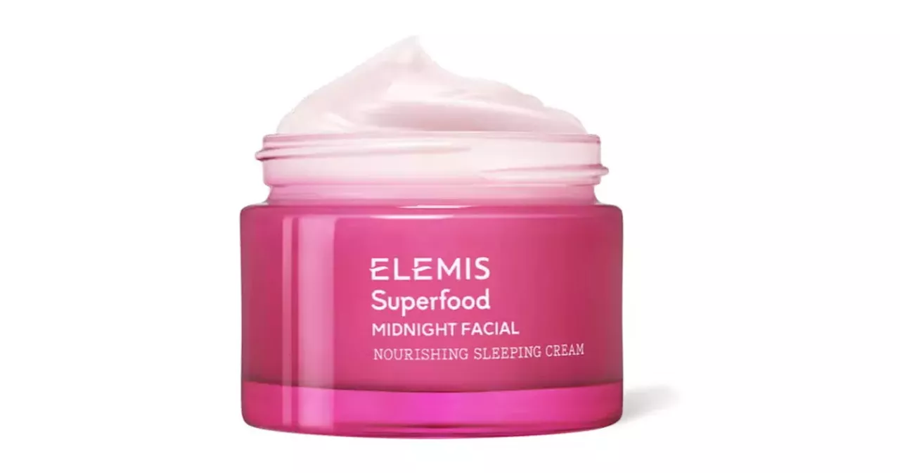 Shoppers praise 'amazing' Elemis sleep mask perfect for colder weather