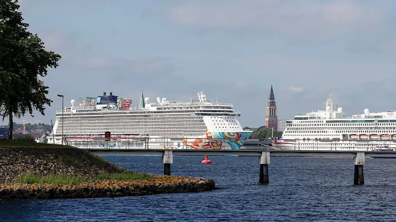 Hamburg & Schleswig-Holstein: Letztes Kreuzfahrtschiff der Saison in Kiel angelegt