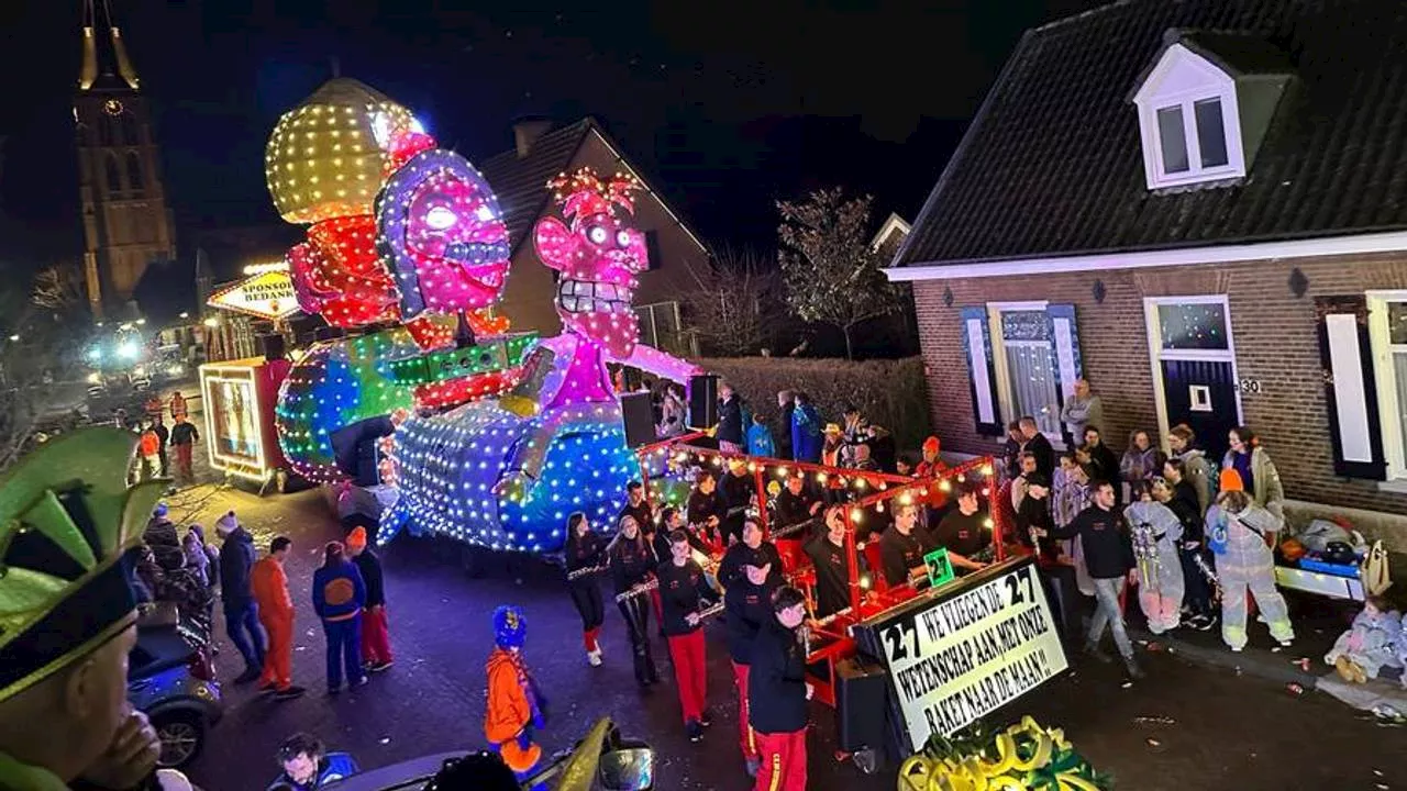 Carnavalswagen botst met trein: 'ProRail had beter haar best moeten doen'