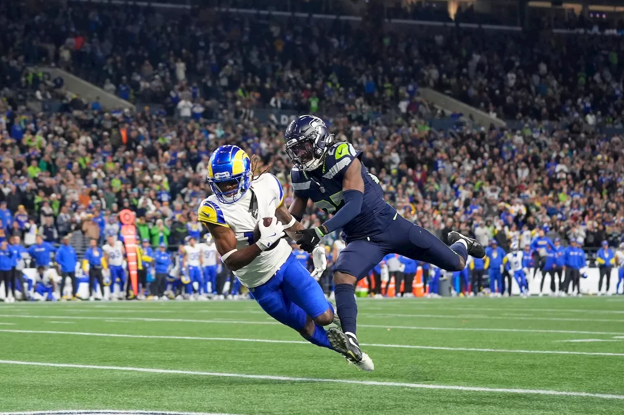 Demarcus Robinson’s one-handed catch in OT gives Rams 26-20 win over Seahawks