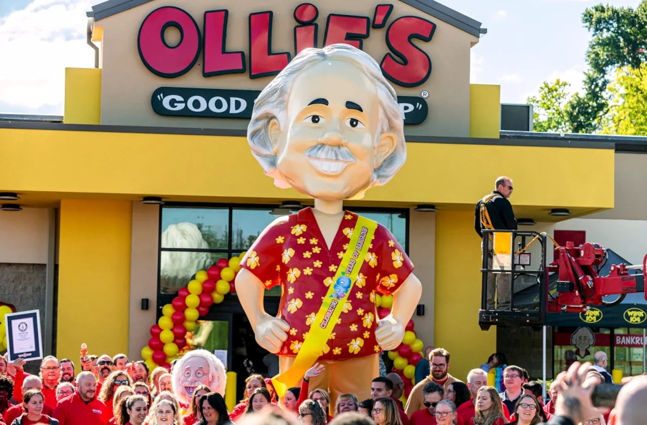 Since a prominent discount chain filed for bankruptcy, Ollie’s has scooped up 15 of its stores