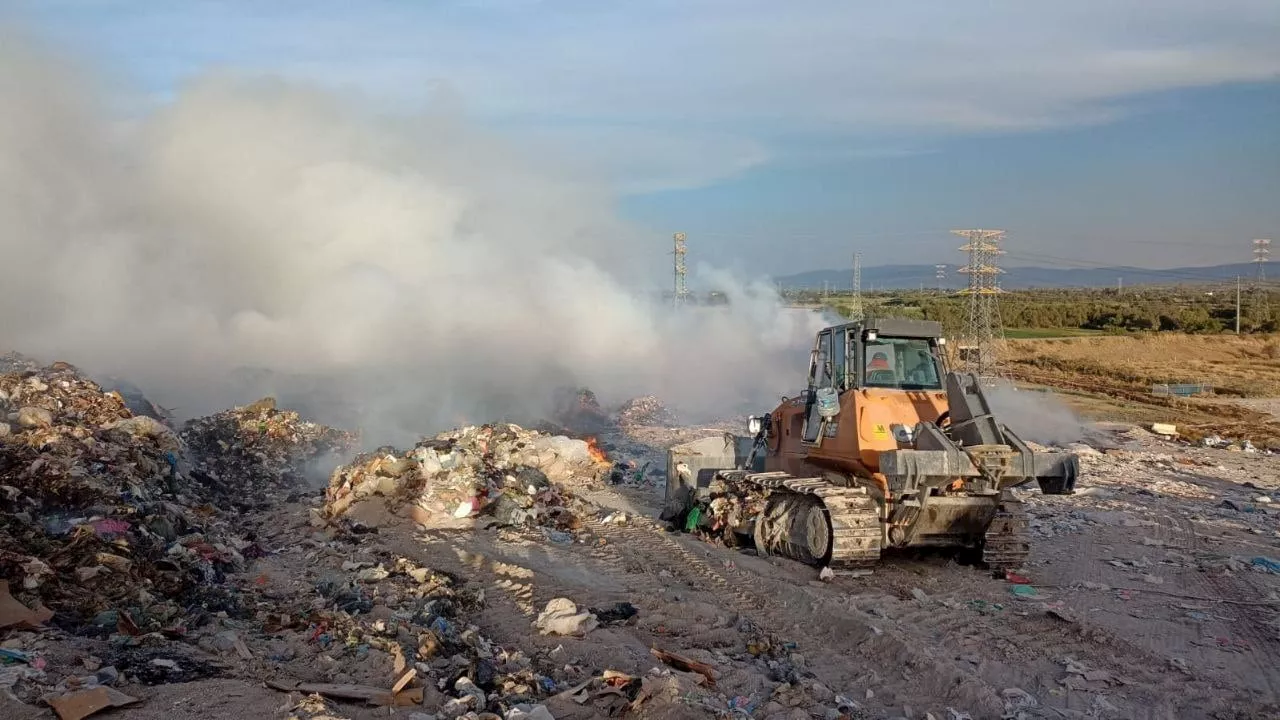 Tras incendio, PAOT emite alerta de riesgo en el basurero Tinajitas de Celaya, ¿hay riesgo?