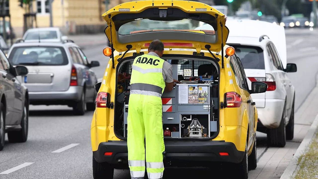 Polizei fahndet nach blauem LKW von der A2 bei Magdeburg