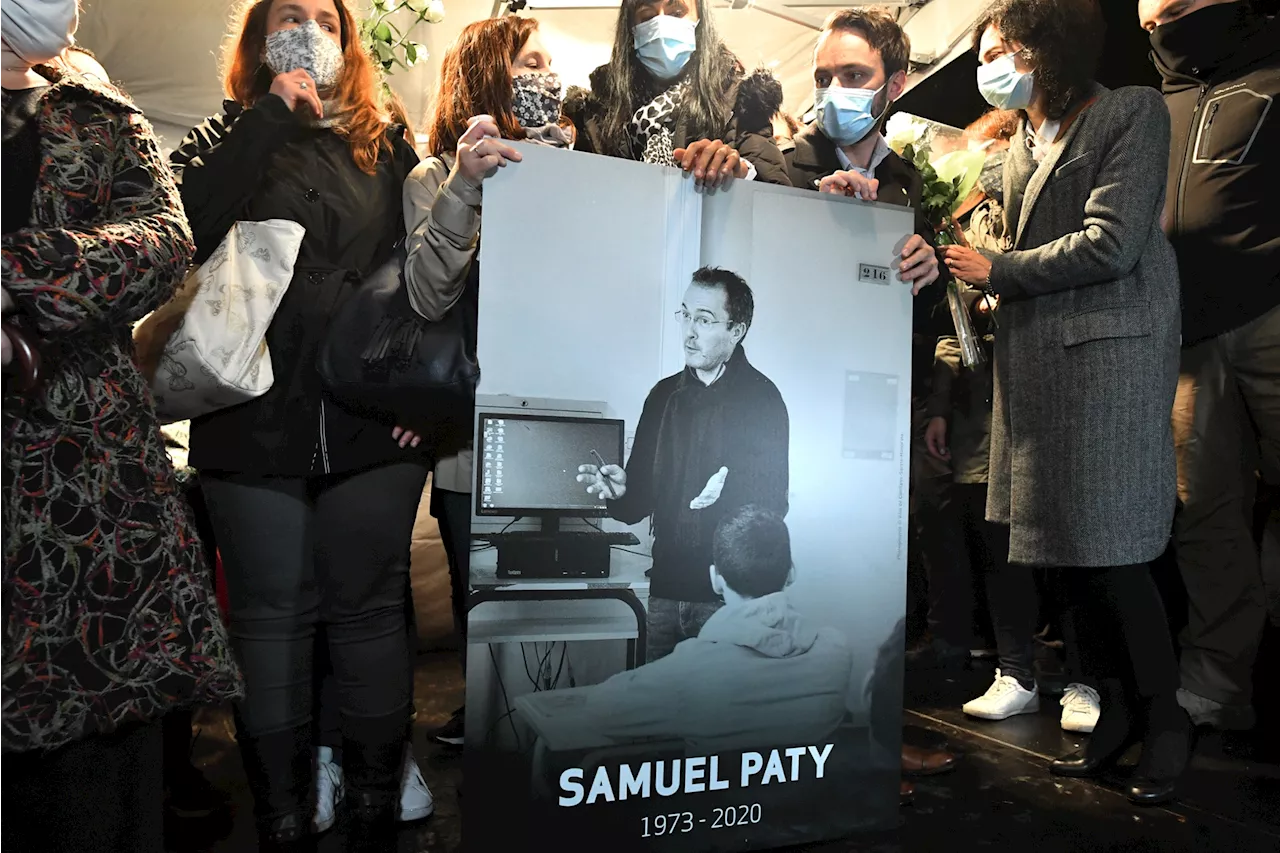 Assassinat de Samuel Paty : 'Je vois son visage tourné vers moi, inerte', se souvient un témoin