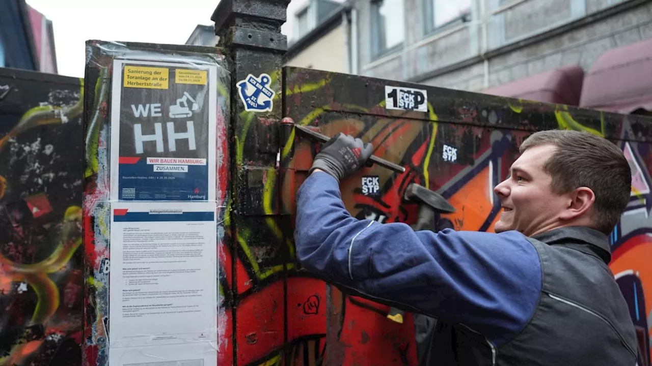 Sichtschutz an berühmter Bordellgasse: Tor der Herbertstraße auf St. Pauli demontiert