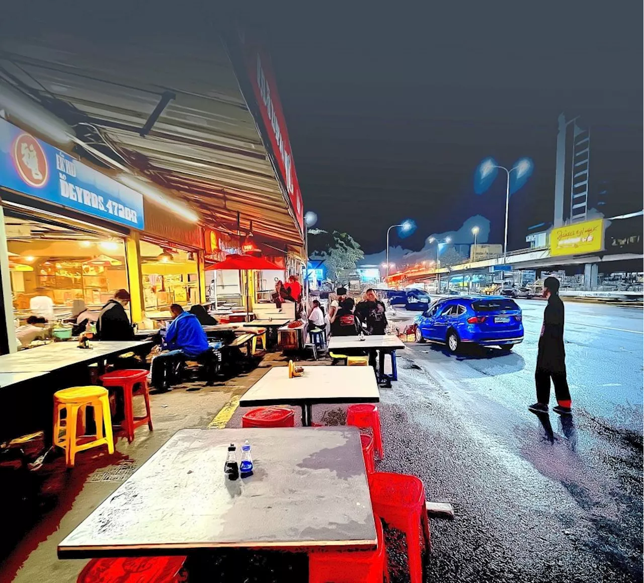 When parking bays become dining space