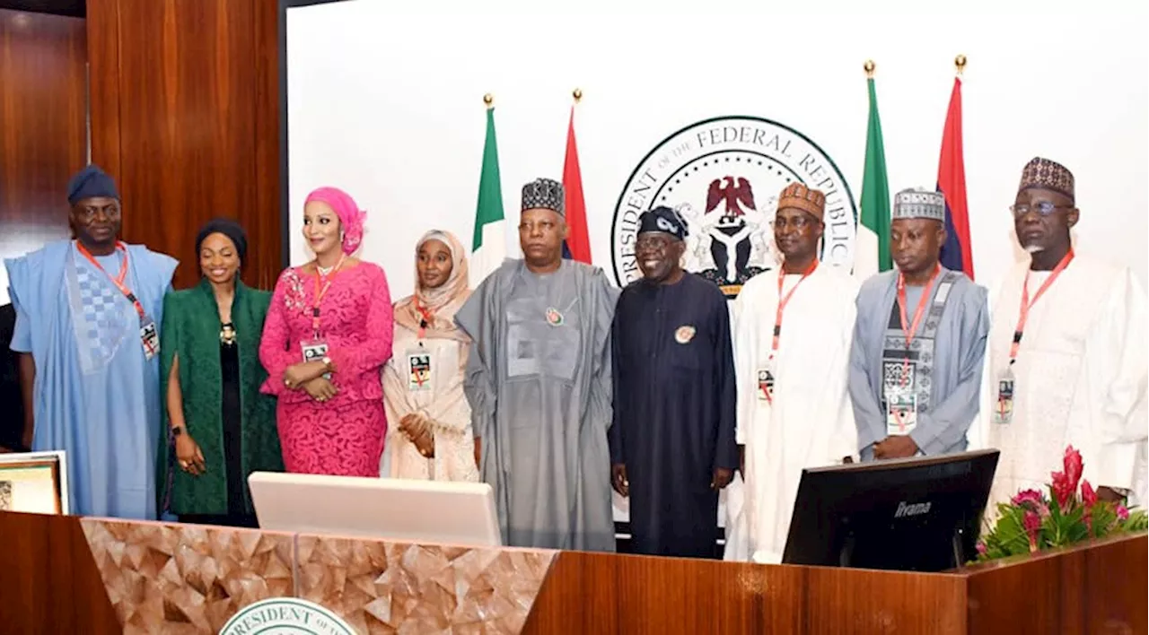 Stay focused despite criticisms, Tinubu tells new ministers