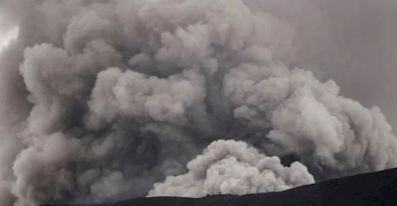 6 killed as volcano erupts on Indonesia’s Flores island