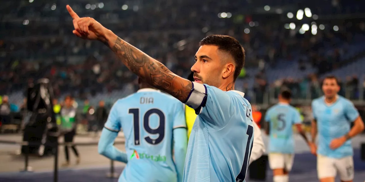 La Lazio vola sulla Juve: Zaccagni firma il 2-1, poi il Cagliari resta in 9!