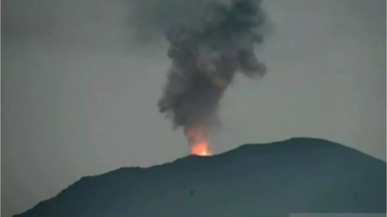 Gunung Lewotobi Meletus, BNPB Sebut 10 Ribu Jiwa Terdampak - Meletus ...