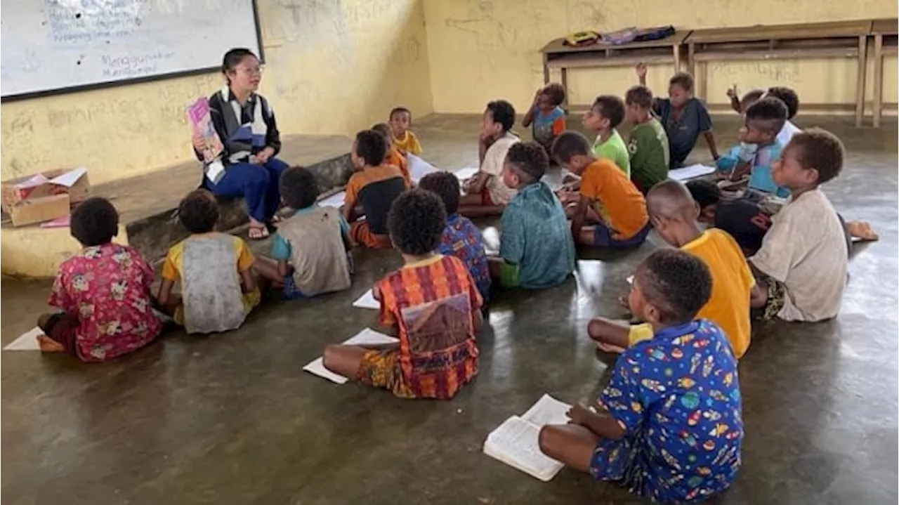 Pendidikan dalam Keterbatasan: Kisah Inspiratif Pengabdi di Papua