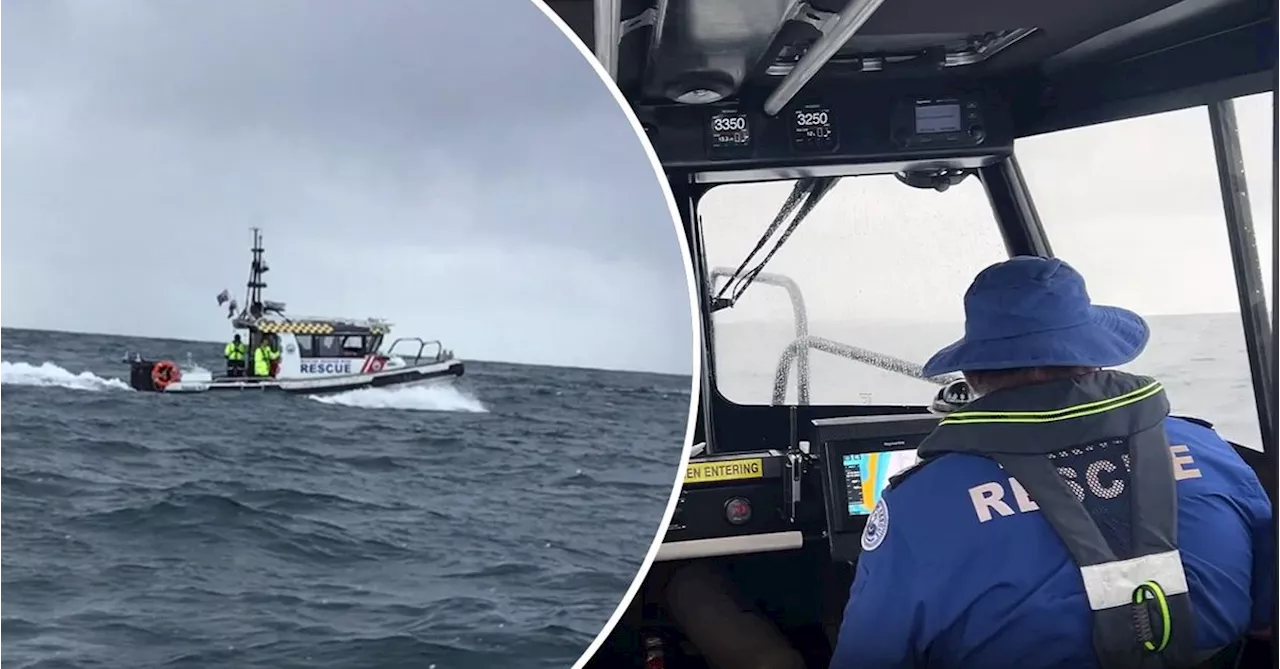 Search resumes for boy swept out to sea on NSW Central Coast