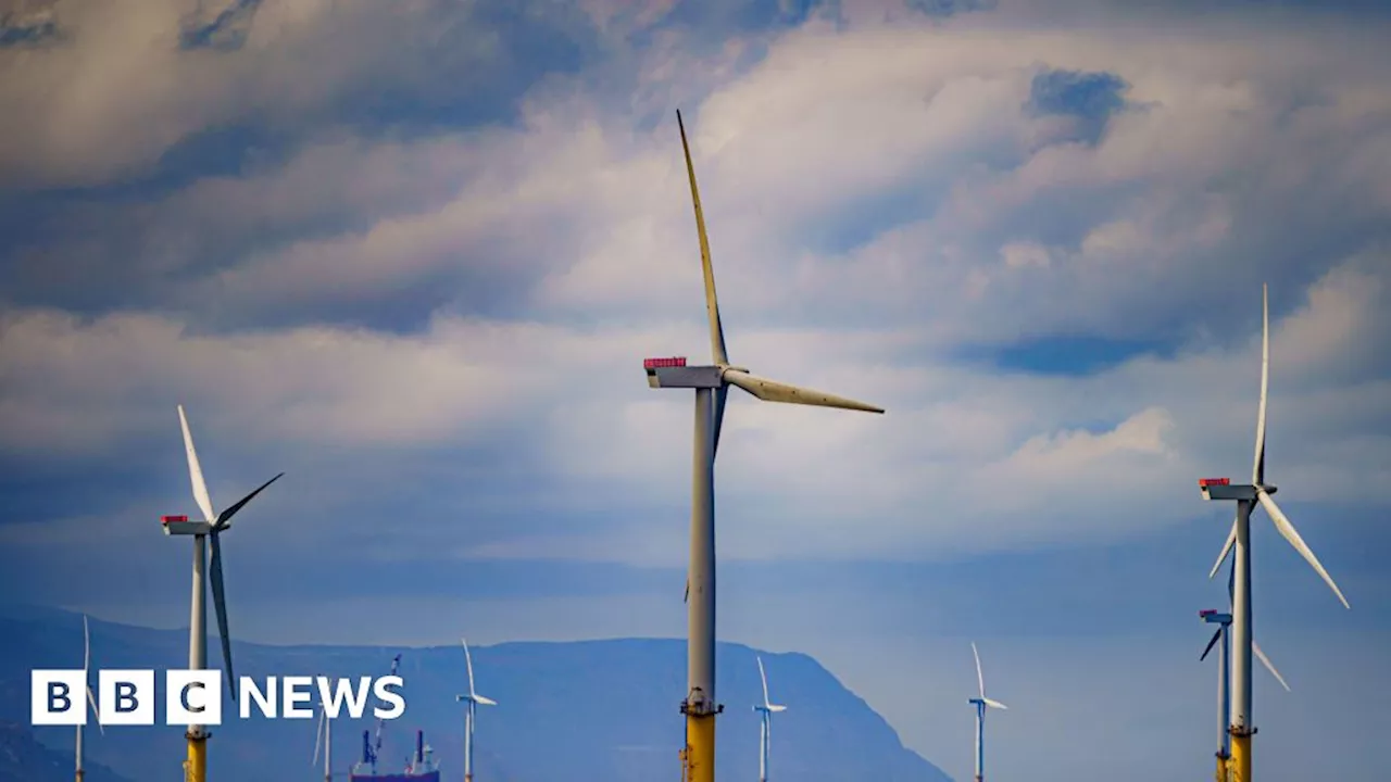 Scout Moor: Largest onshore windfarm in England could be built