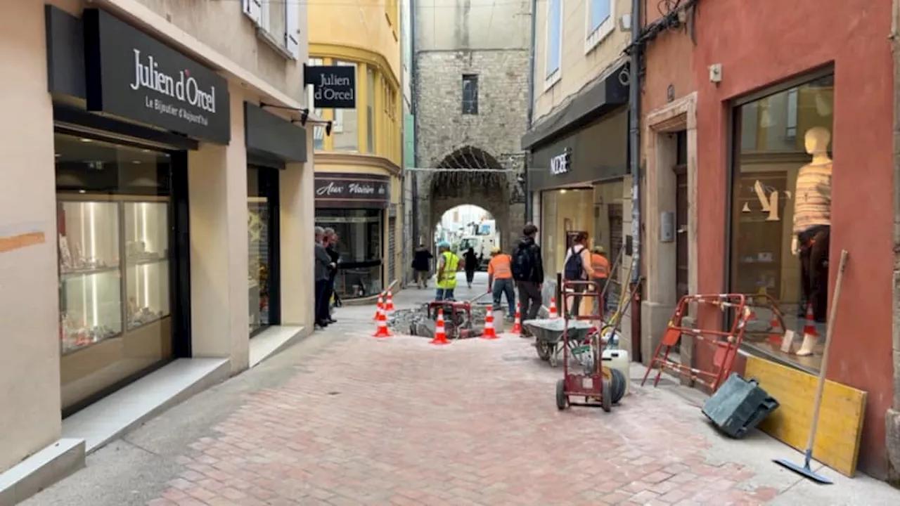 'Les commerçants en colère': à Manosque, des pancartes dénoncent les travaux en centre-ville pendant les...