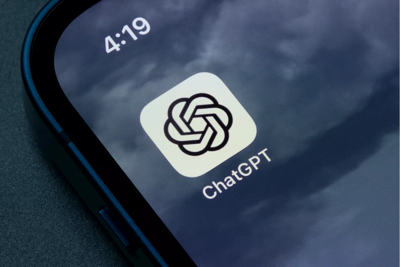 Siri tremble : ChatGPT Plus fait une entrée remarquée sur iOS 18.2 et iPhone