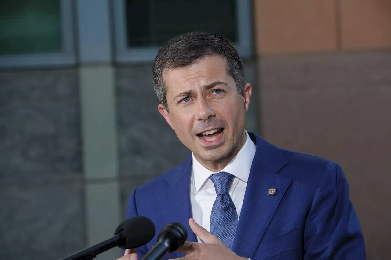 Buttigieg diminishes Biden-Harris administration EV mandates