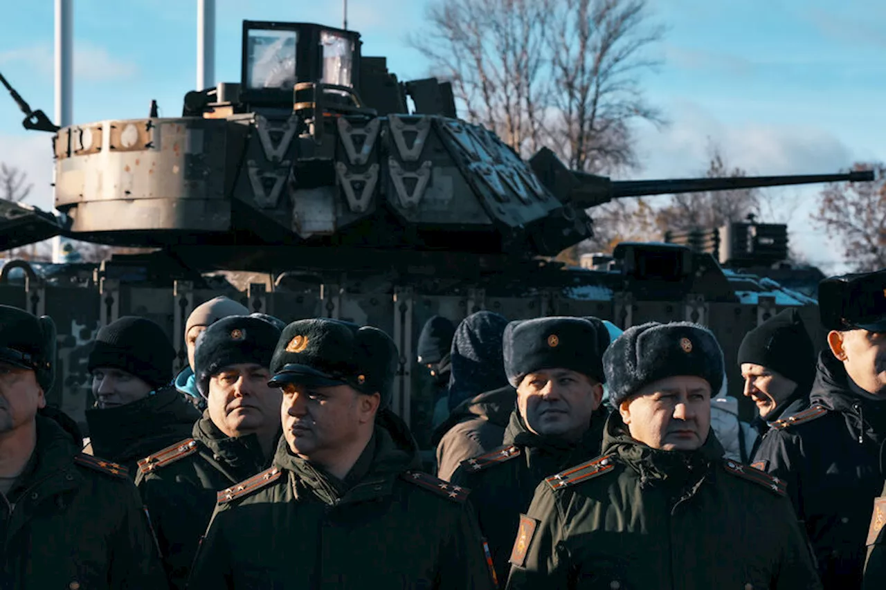 Трофейную технику из зоны СВО показали в Петербурге