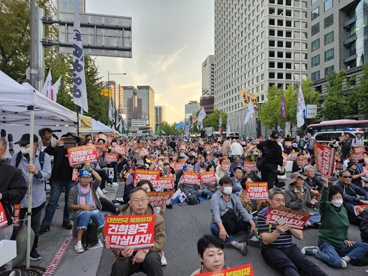 경찰, ‘윤석열 대통령 퇴진’ 집회 촛불행동 사무실 압수수색