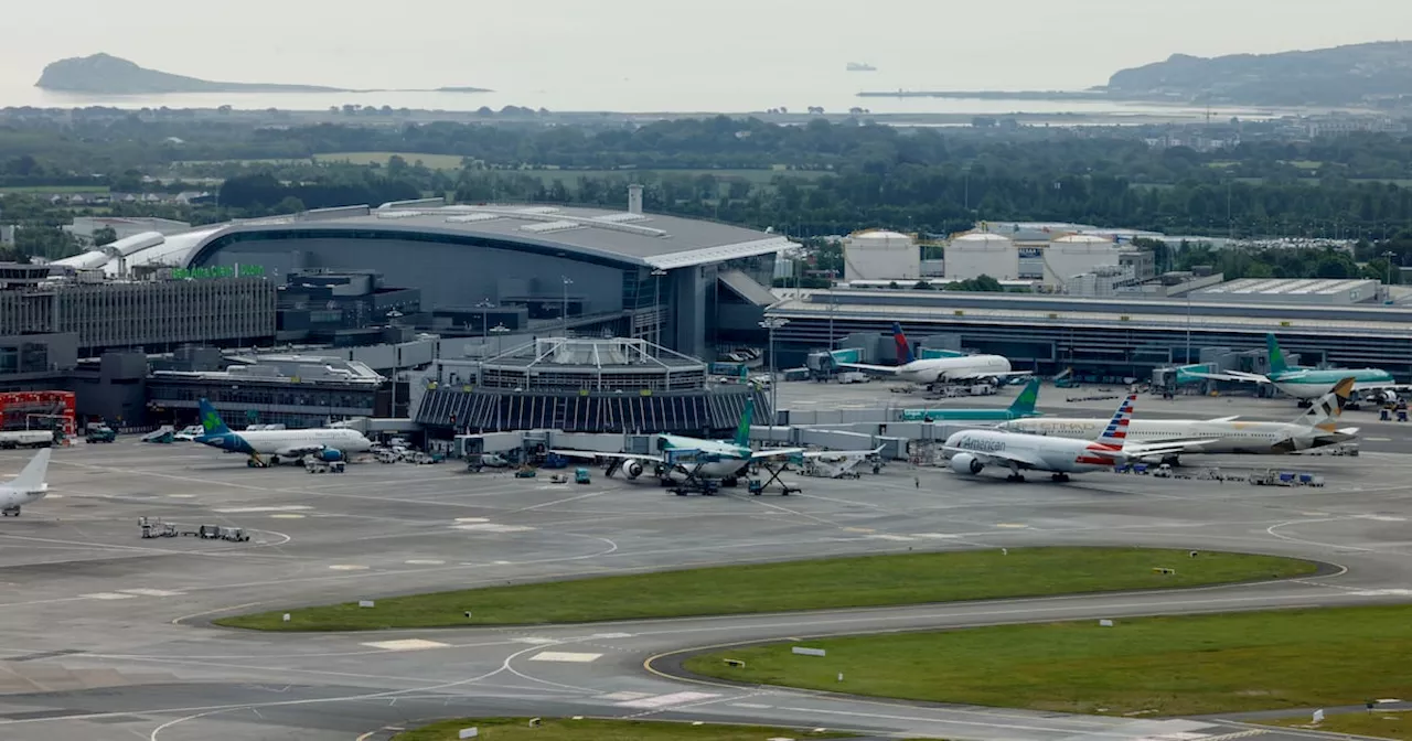 First crack appears in Dublin Airport passenger cap