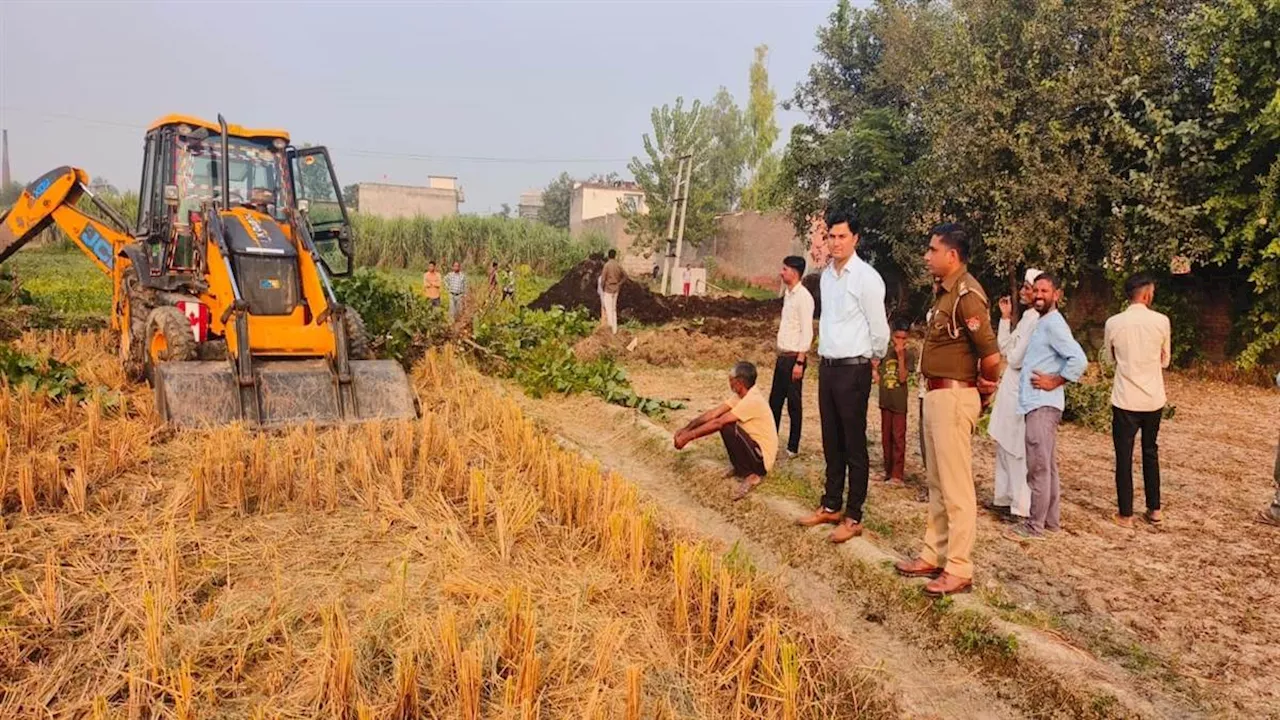 Bulldozer Action: कई वर्षों से कर रखा था कब्जा; सूचना मिलते ही SDM ने भेजा बुलडोजर; सब फिर चुपचाप देखते रहे कार्रवाई