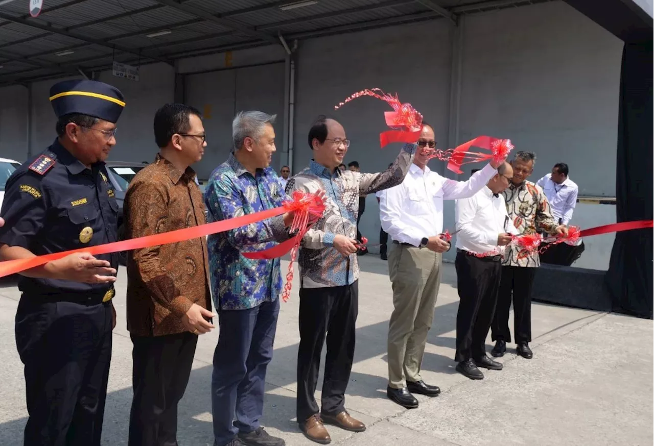 Ekspor Perdana Omoda 5 Setir Kiri ke Vietnam via Cikarang Dry Port