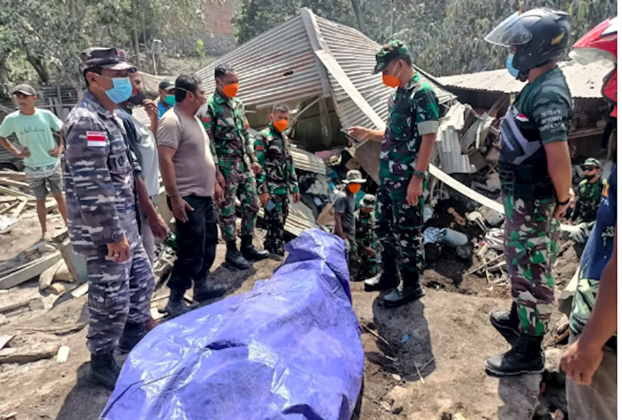 Gunung Lewotobi Laki-laki Erupsi, SAR Gabungan TNI AL Bergerak Cepat Evakuasi Korban