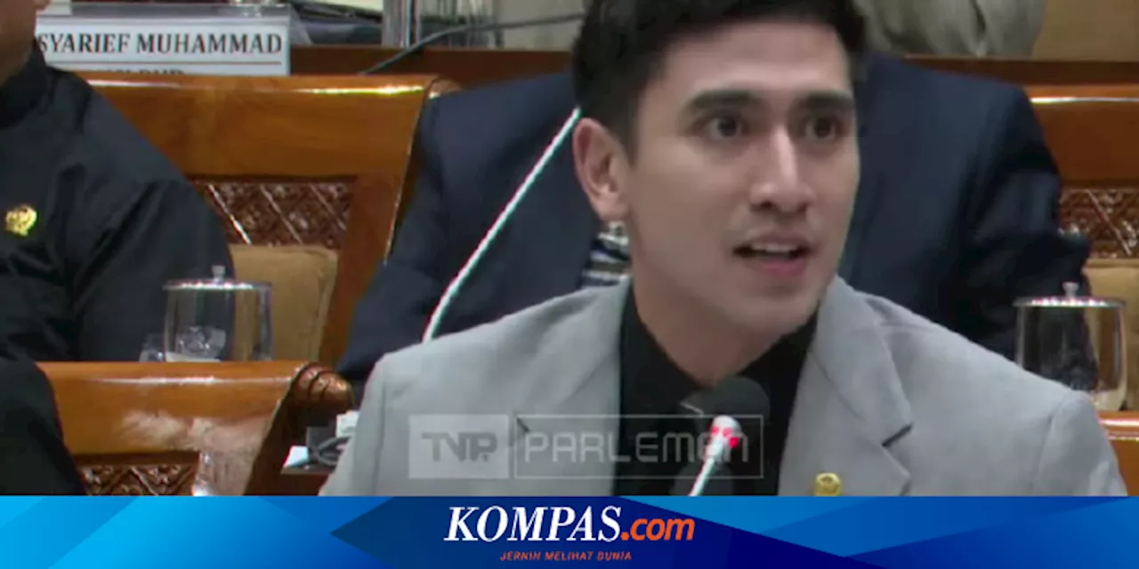 Momen Verrell Bramasta Sapa Pesepak Bola Putri Pakai Bahasa Inggris Saat Rapat DPR