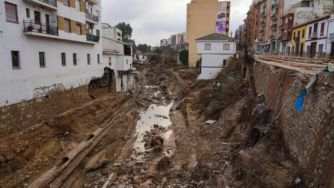 British man who survived Valencia floods describes hearing his neighbours’ horrifying final screams before...