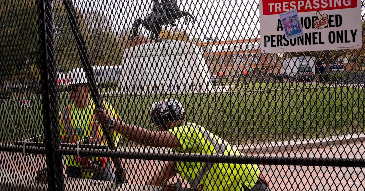 Présidentielle américaine : les images des barricades installées devant la Maison-Blanche à l’approche du scrutin