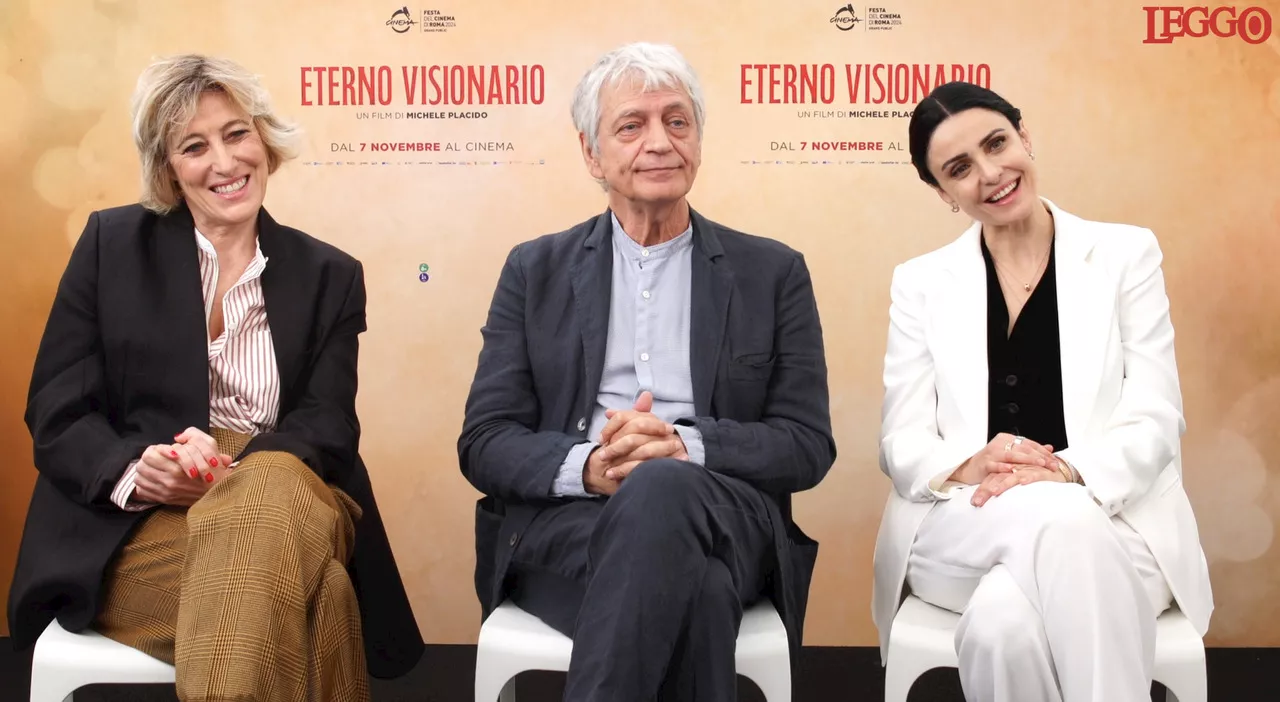 Eterno visionario, Fabrizio Bentivoglio racconta Pirandello: «La sua inquietudine è il motore della sua creati