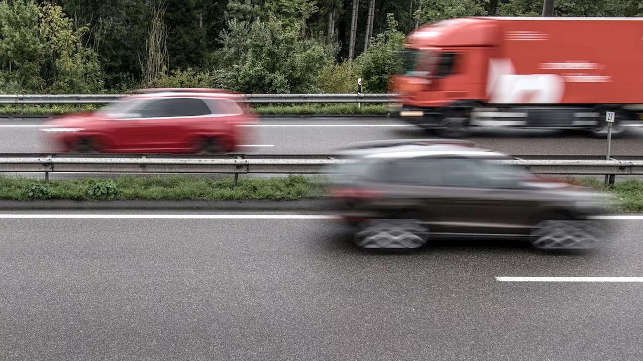 Vier Blitzer, automatische Temporeduktion: Bund testet neues System auf Autobahn A14