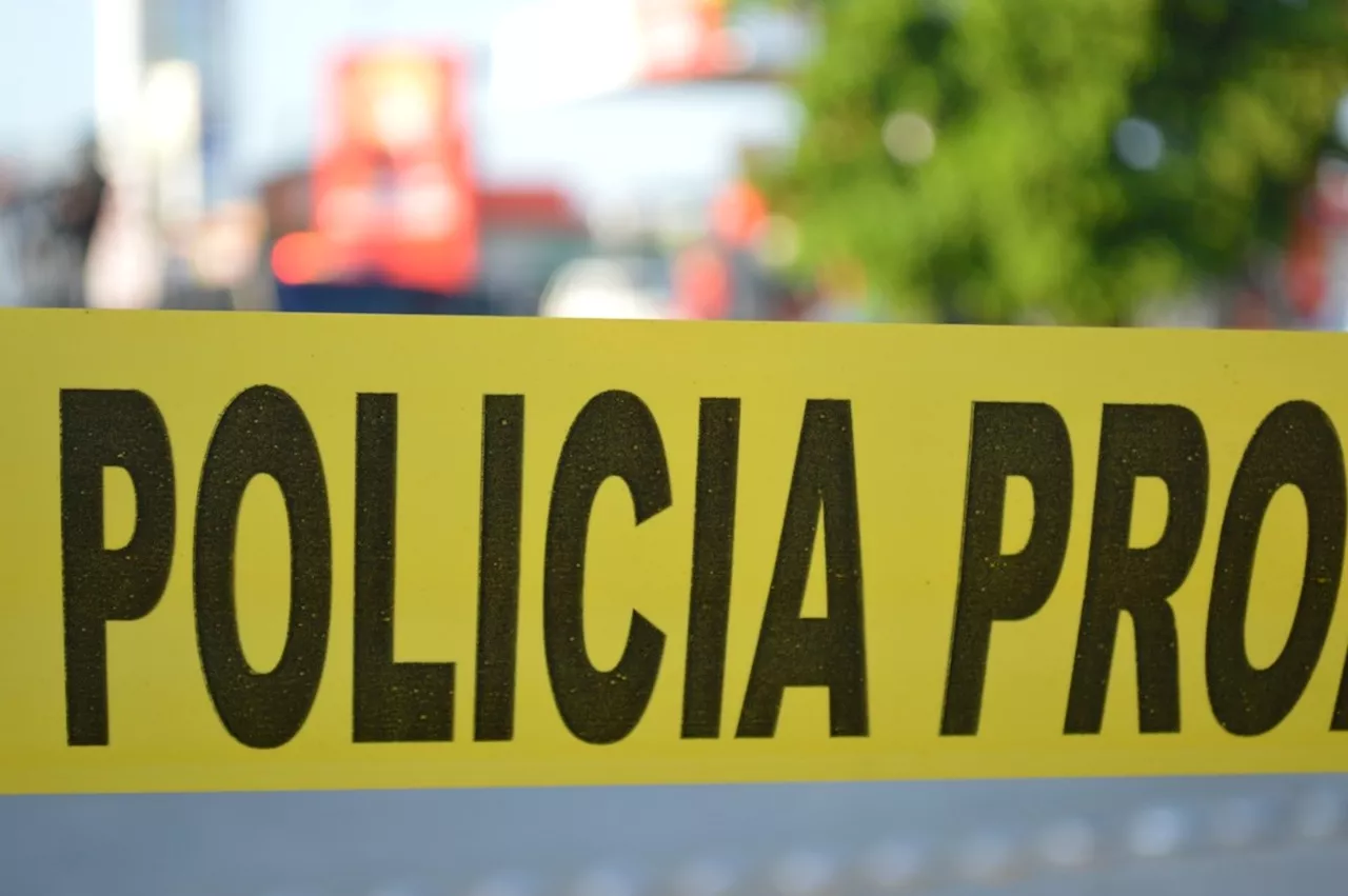 Ciclista muere tras chocar contra una camioneta en Huejotzingo, Puebla