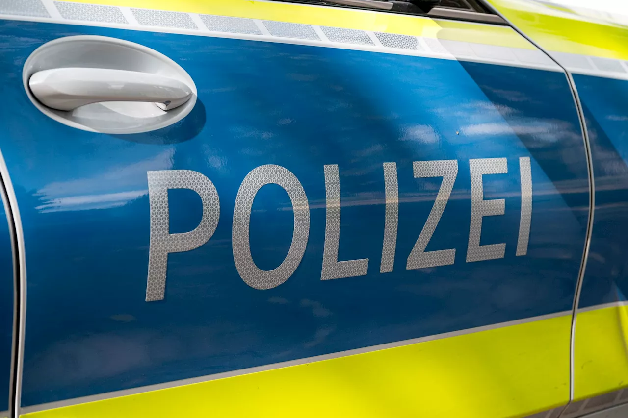 Frau und Polizisten verletzt: Ermittlungen gegen 26-Jährigen