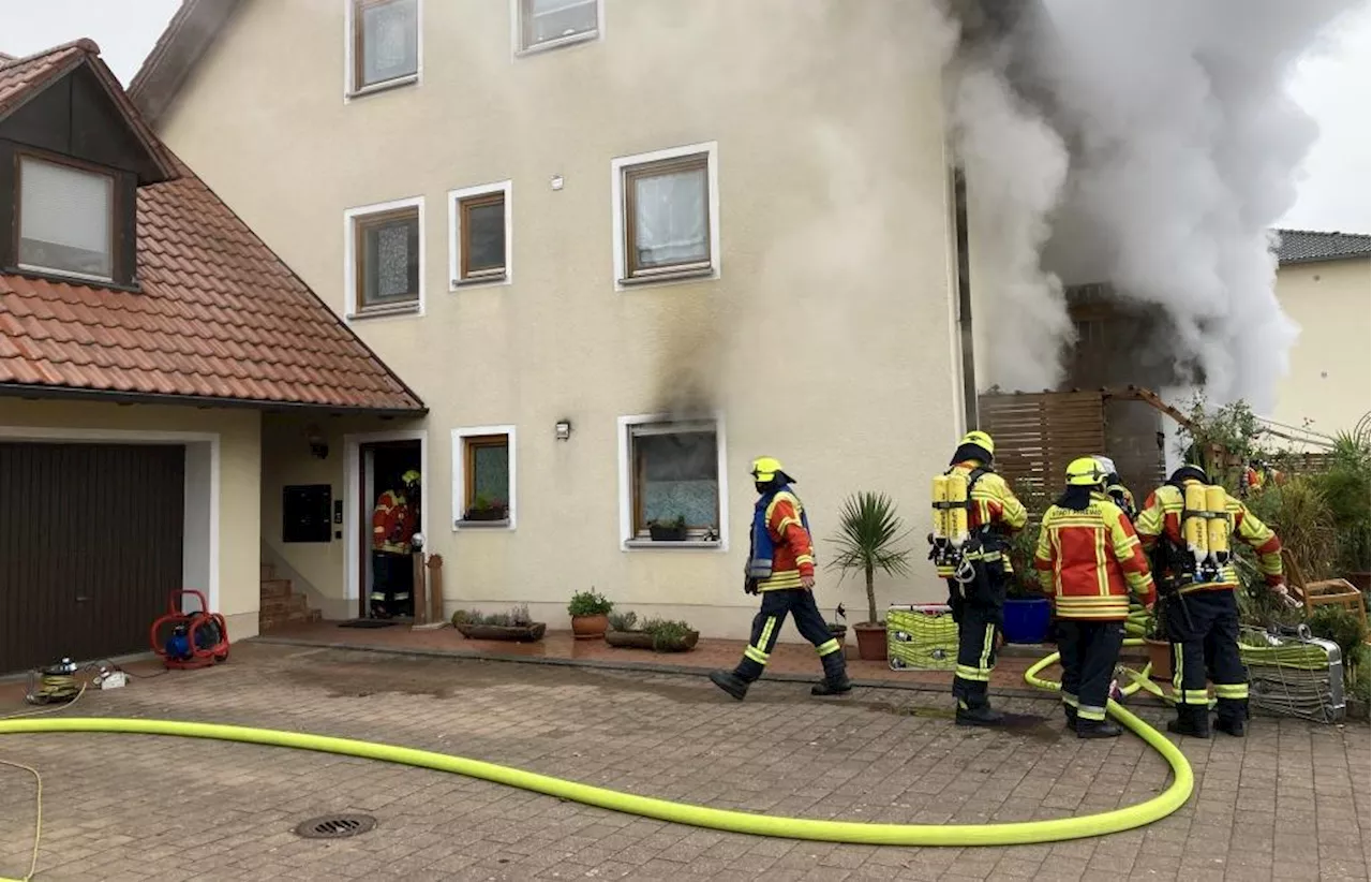 Wohnungsbrand in Pfreimd: Senior (83) erleidet schwere Rauchgasvergiftung