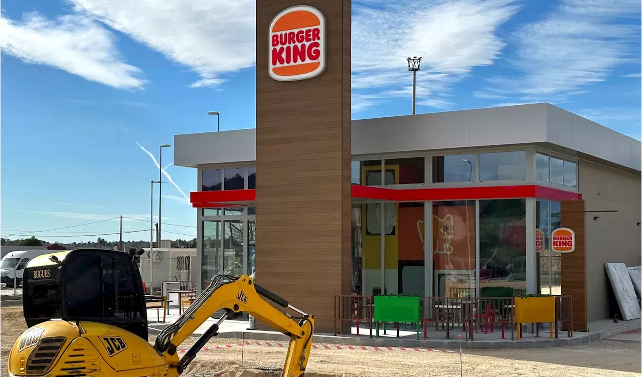 Burger King Parent Restaurant Brands Falls Short Of Third-quarter ...