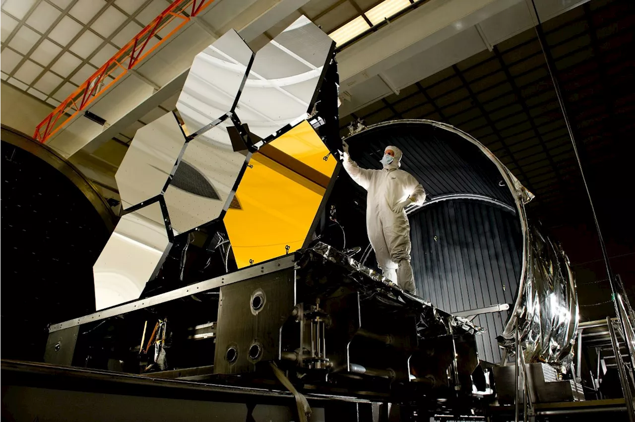 Webb telescope reveals rapid growth of primordial black hole