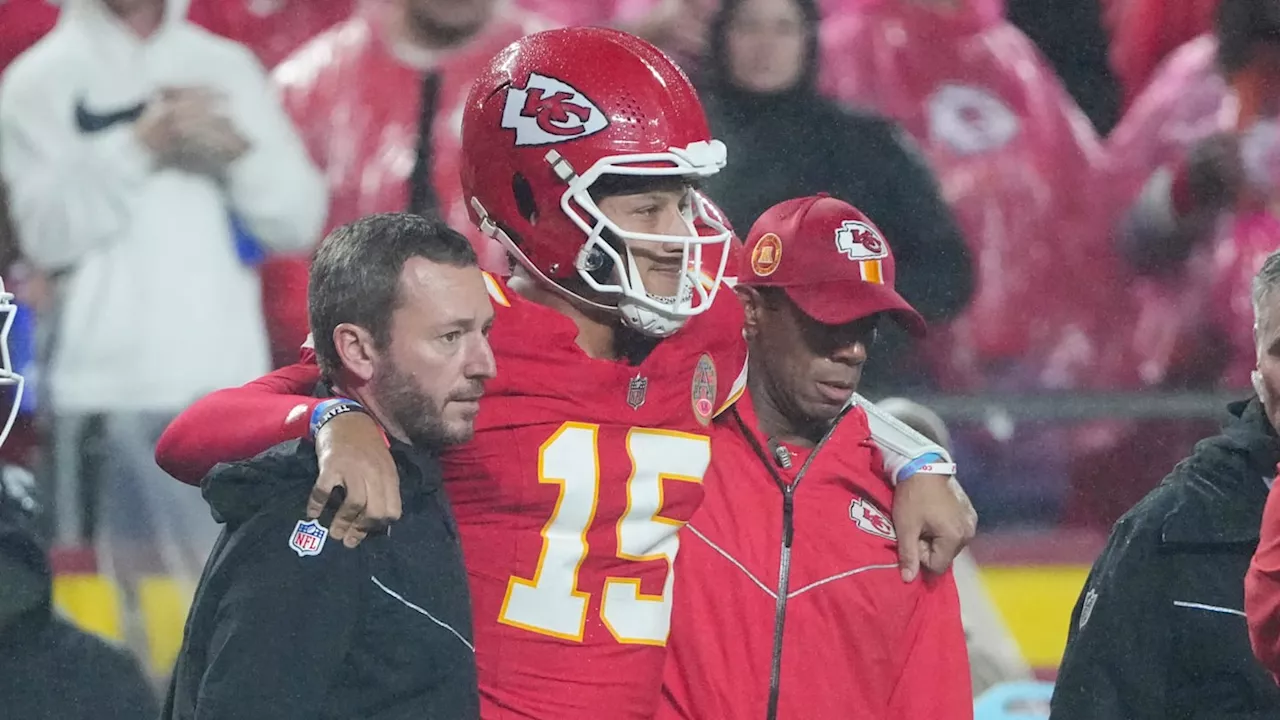 KC Chiefs QB Patrick Mahomes Explains Severity of Ankle Injury, Recovery Plan